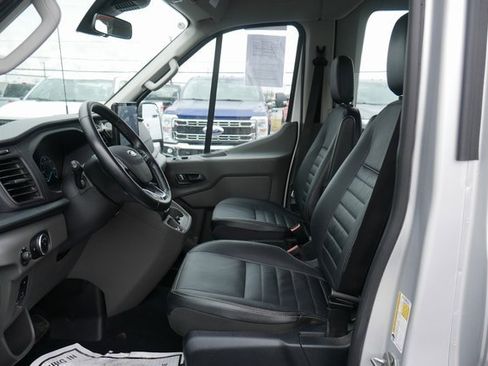 Used 2023 Ford Transit 350 XLT image 2