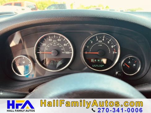Used 2018 Jeep Wrangler Unlimited Sport w/ Connectivity Group AWD/4WD image 24