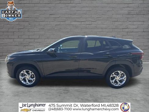Used 2024 Chevrolet Trax LS w/ LS Convenience Package FWD image 7