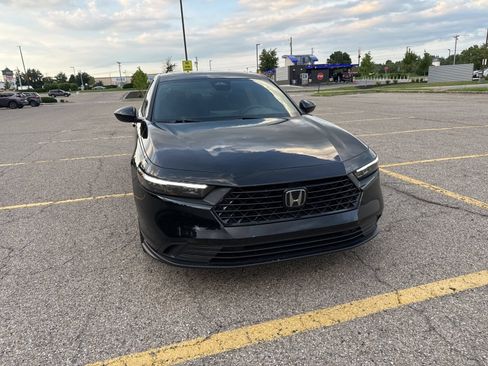 Used 2023 Honda Accord Sport image 14