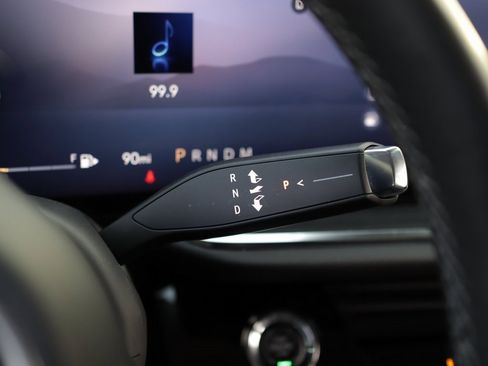 Used 2025 Buick Envision Preferred image 24