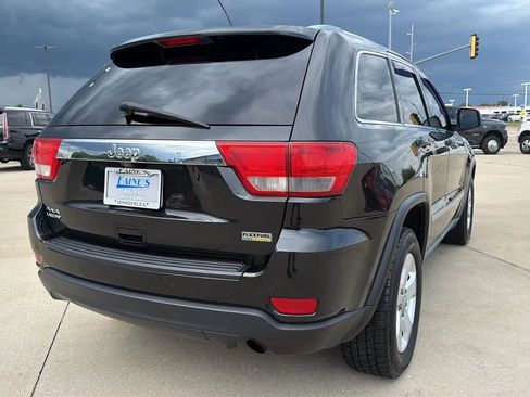 Used 2011 Jeep Grand Cherokee Laredo AWD/4WD image 18