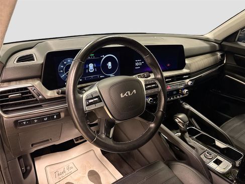 Used 2023 Kia Telluride SX Prestige image 9