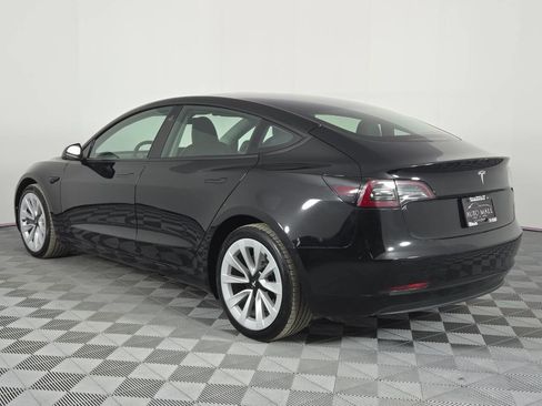 Used 2023 Tesla Model 3 Standard Range RWD image 5
