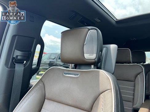 Used 2026 GMC Yukon Denali Ultimate AWD/4WD image 19