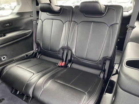 Used 2023 Jeep Grand Cherokee L Limited image 36