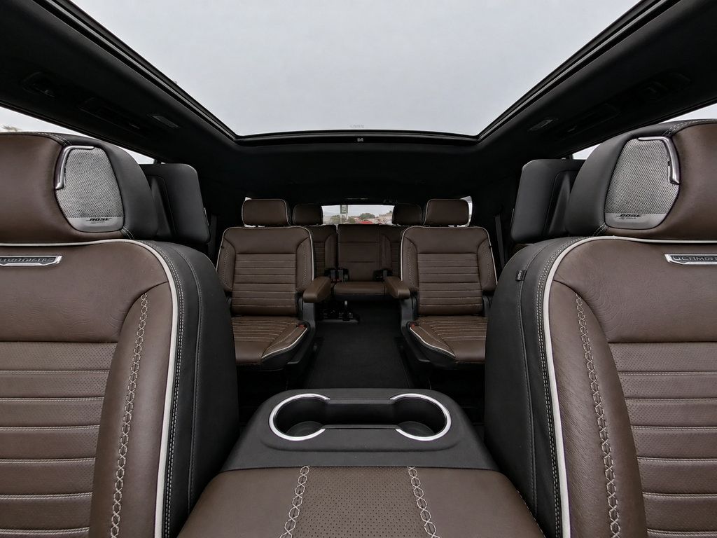 Used 2025 GMC Yukon Denali Ultimate AWD/4WD image 18