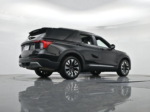 Certified 2025 Ford Explorer Platinum w/ LUX Leather Package AWD/4WD image 37