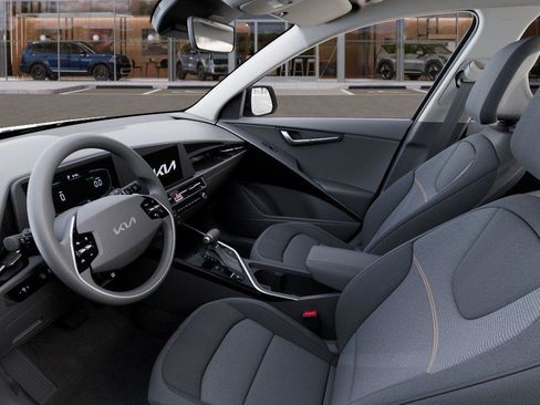 New 2026 Kia Niro LX FWD image 17