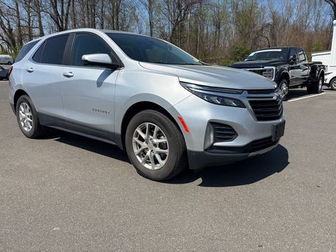 Used 2022 Chevrolet Equinox LT image 23