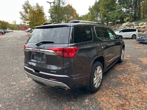 Used 2017 GMC Acadia Denali w/ Technology Package image 5