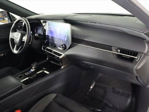Certified 2023 Lexus RX 350 FWD w/ Accessory Package (Z1) image 9