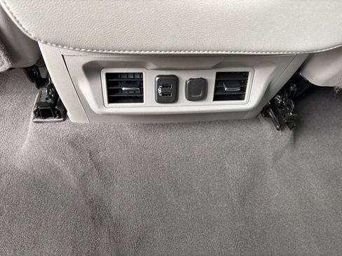 Used 2019 Chevrolet Silverado 1500 LTZ AWD/4WD image 21