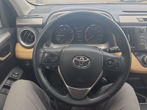 Used 2016 Toyota RAV4 XLE image 18