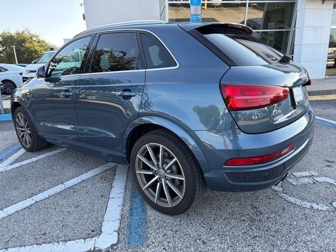 Used 2018 Audi Q3 2.0T Premium Plus w/ Premium Plus Package AWD/4WD image 4