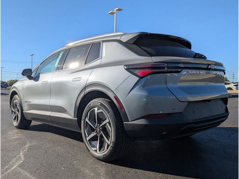 New 2026 Chevrolet Equinox EV LT image 5