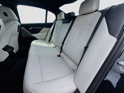 New 2027 BMW 530i w/ Premium Package RWD image 20