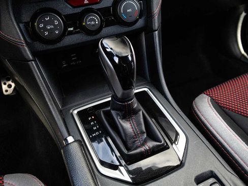 Used 2020 Subaru Impreza 2.0i Sport image 26