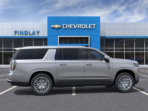 New 2026 Chevrolet Suburban High Country image 18
