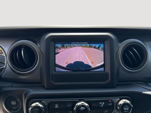Used 2022 Jeep Wrangler Unlimited Sport AWD/4WD image 15