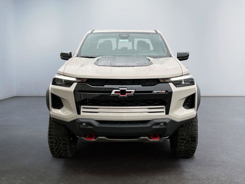 New 2026 Chevrolet Colorado ZR2 image 8
