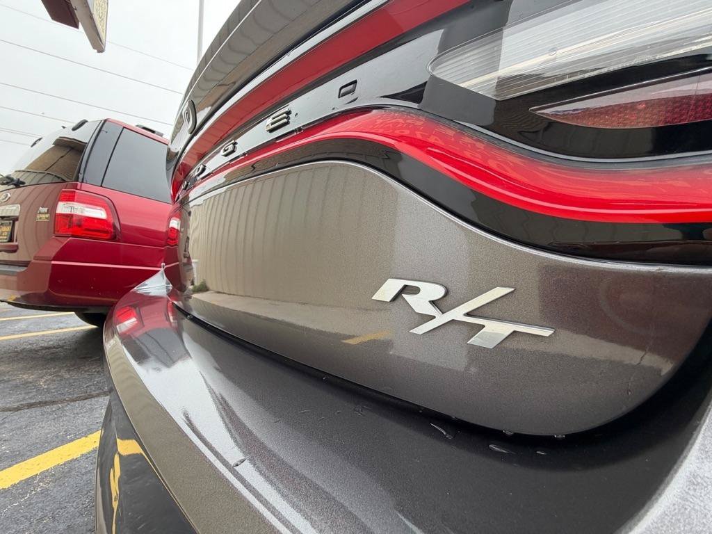 Used 2015 Dodge Charger R/T w/ Plus Group RWD image 19