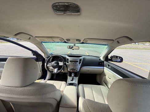 Used 2011 Subaru Outback 2.5i Premium w/ All-Weather Pkg image 13