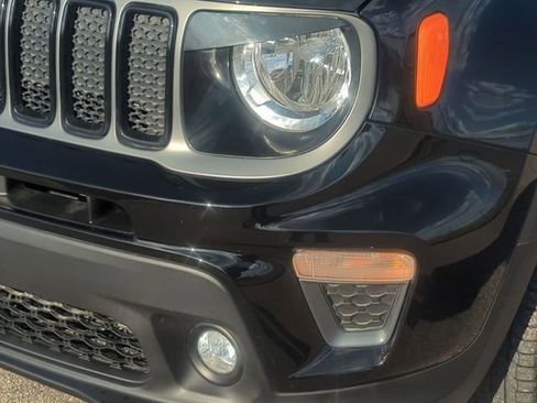 Used 2022 Jeep Renegade Limited AWD/4WD image 9