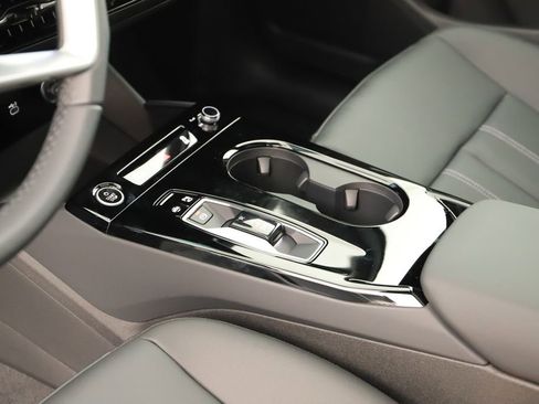 New 2027 Audi Q6 e-tron Premium Plus AWD/4WD image 17