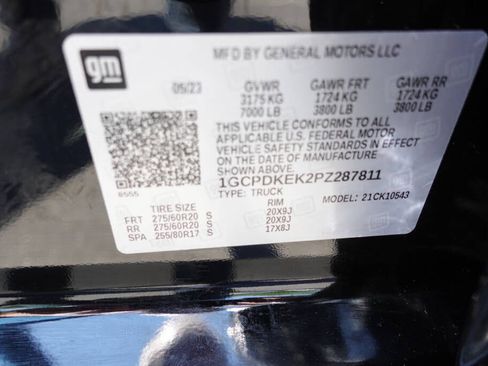 Used 2023 Chevrolet Silverado 1500 LT AWD/4WD image 20