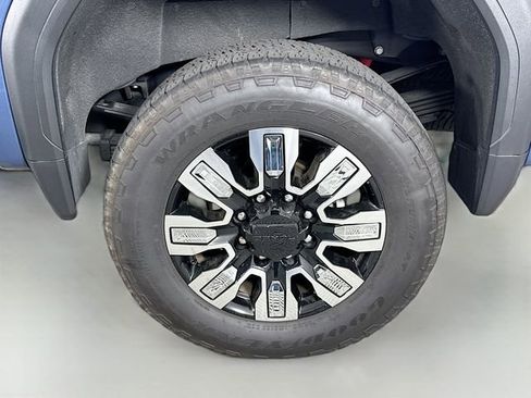 Used 2024 GMC Sierra 2500 Denali w/ Denali Reserve Package image 37