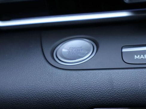 New 2026 Hyundai Elantra Limited FWD image 34