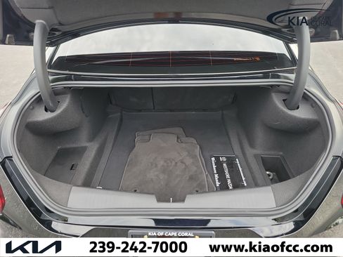 Used 2025 Cadillac CT4 Premium Luxury RWD image 11