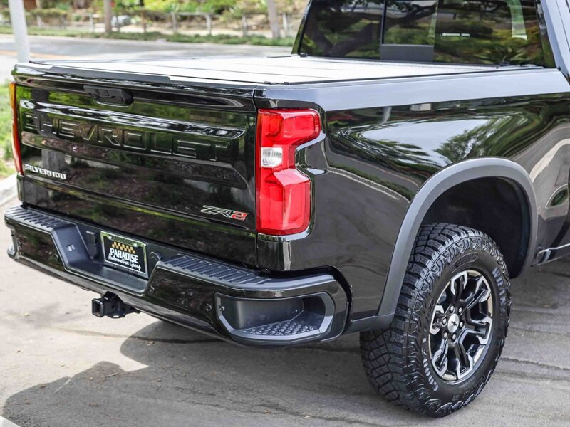 Used 2025 Chevrolet Silverado 1500 ZR2 AWD/4WD image 14