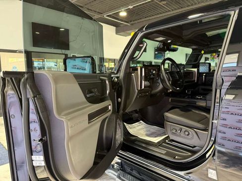 Used 2024 GMC Hummer EV 3X w/ Extreme Off-Road Package AWD/4WD image 29