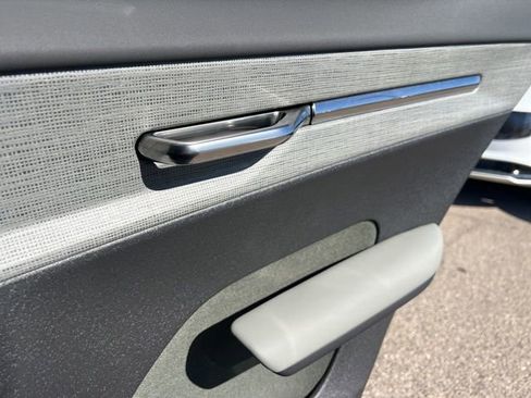 New 2026 Volvo EX30 Plus AWD/4WD image 30