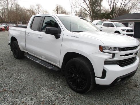 Used 2021 Chevrolet Silverado 1500 RST w/ Convenience Package II image 9