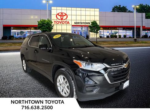 Used 2020 Chevrolet Traverse LS image 12