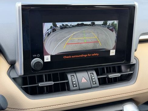 Used 2025 Toyota RAV4 XLE Premium FWD image 17