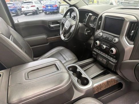 Used 2019 GMC Sierra 1500 Denali w/ Denali Ultimate Package AWD/4WD image 32