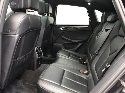 Used 2024 Porsche Macan S image 46