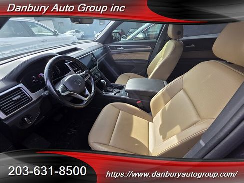 Used 2020 Volkswagen Atlas Cross Sport SEL AWD/4WD image 18