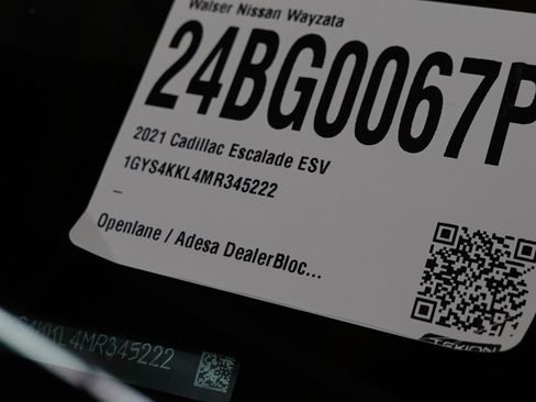 Used 2021 Cadillac Escalade ESV Premium Luxury image 34