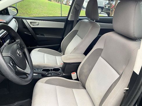Certified 2017 Toyota Corolla LE FWD image 11