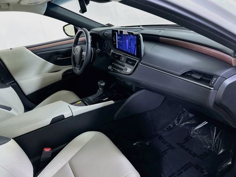 Used 2025 Lexus ES 350 w/ Premium Package FWD image 28