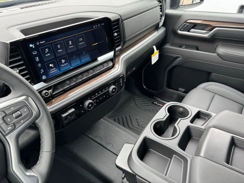 New 2026 Chevrolet Silverado 3500 LT AWD/4WD image 13