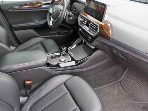 Used 2022 BMW X4 xDrive30i w/ Convenience Package image 10