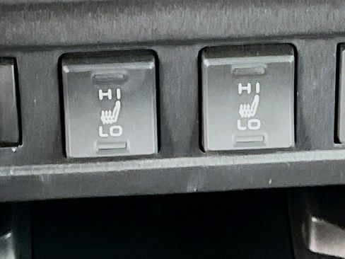 Used 2025 Toyota Corolla Cross AWD Hybrid w/ Convenience Package image 20