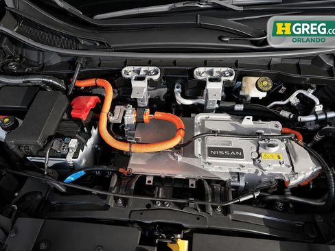 Used 2024 Nissan Ariya AWD image 17