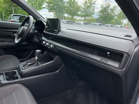 Used 2026 Honda CR-V Sport image 32